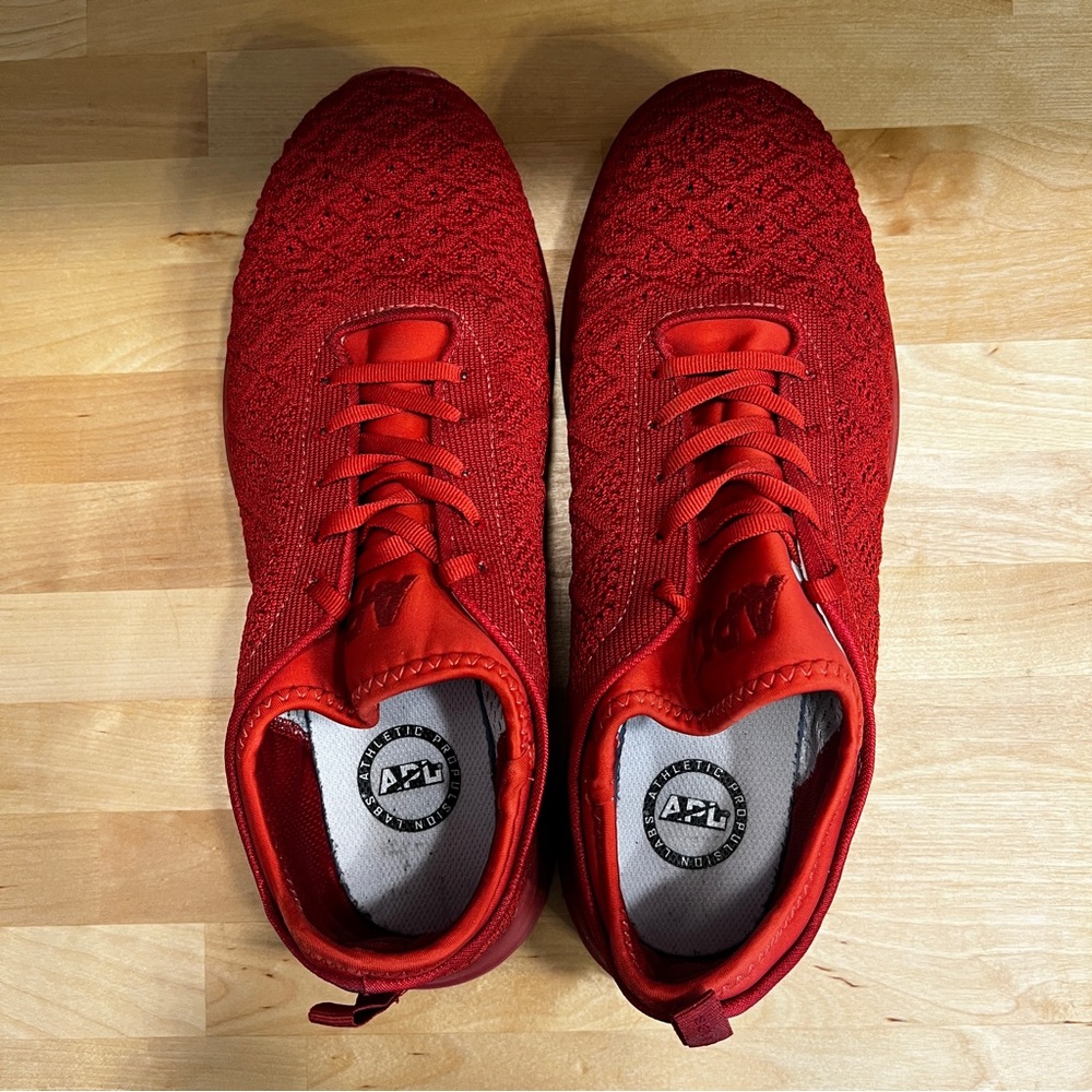 APL Techloom Phantom Men’s Size 11